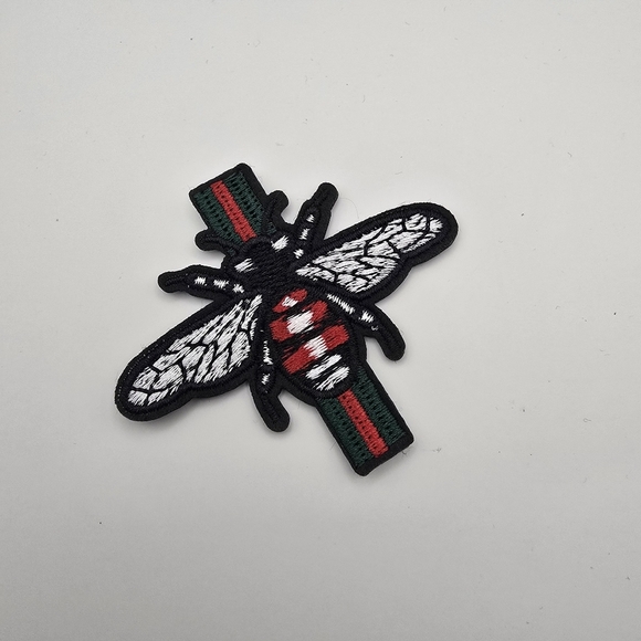 Embroidered Bumble Bee Green Red Fadhion Inspired Iron on Patch - Picture 3 of 10